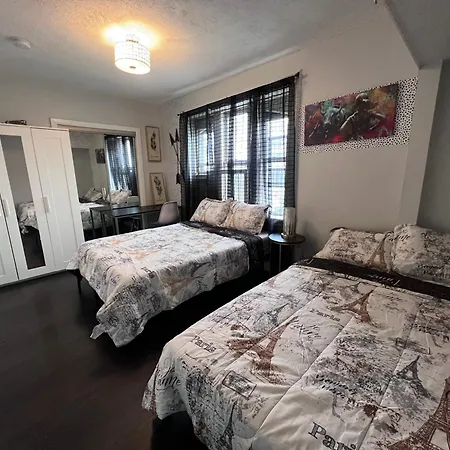 Only 15 Minutes Away From Nyc Villa